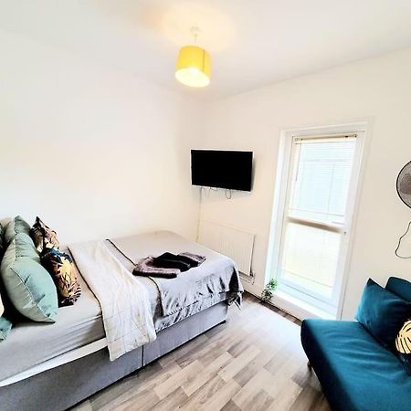 One Bedroom Apartment With A Terrace In Angel Londra Dış mekan fotoğraf