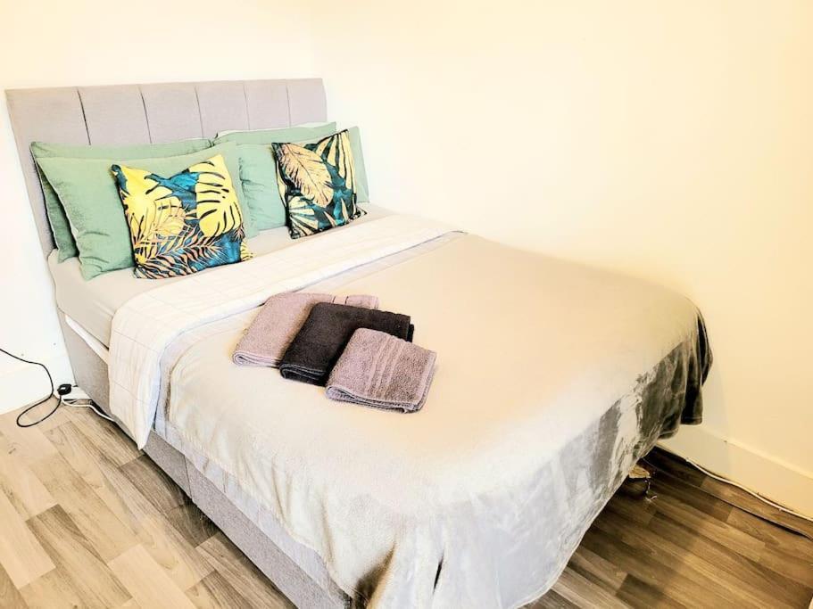 One Bedroom Apartment With A Terrace In Angel Londra Dış mekan fotoğraf